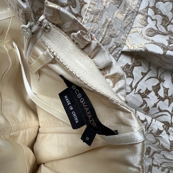 Women’s BCBG Cream and Gold Metallic Bubble Hem Mini Dress 2 - Picture 6 of 6